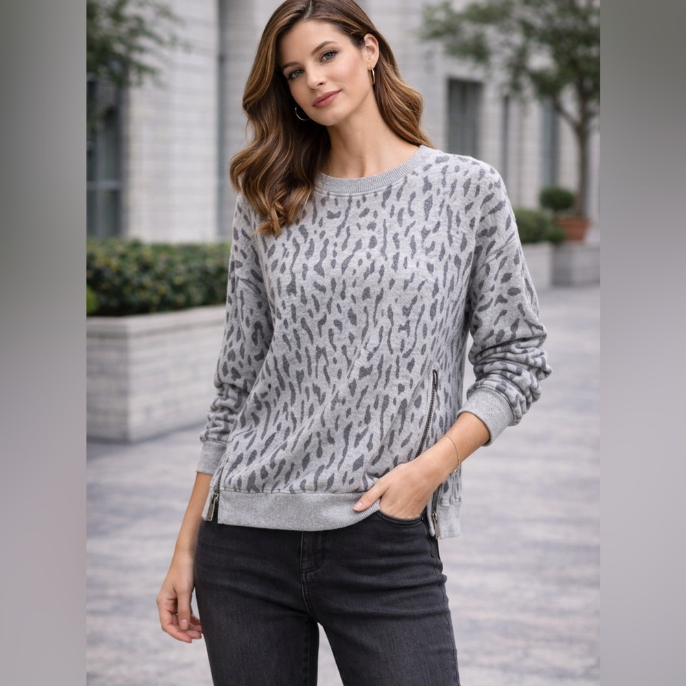 Rails Gray Animal Print Crew Neck Sweater